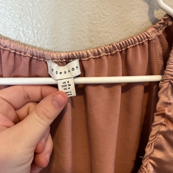 Topshop Blush Satin Blouse with Tie-Front sz 4 - Picture 5 of 6